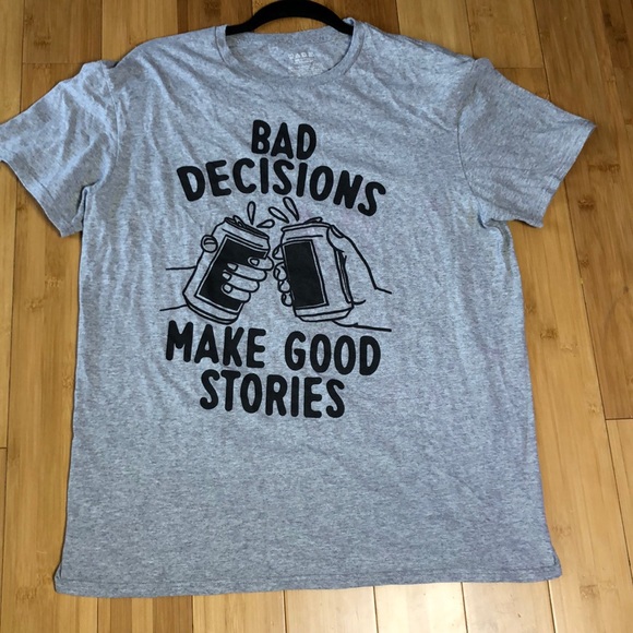 Tops - Gray T-shirt Sz L